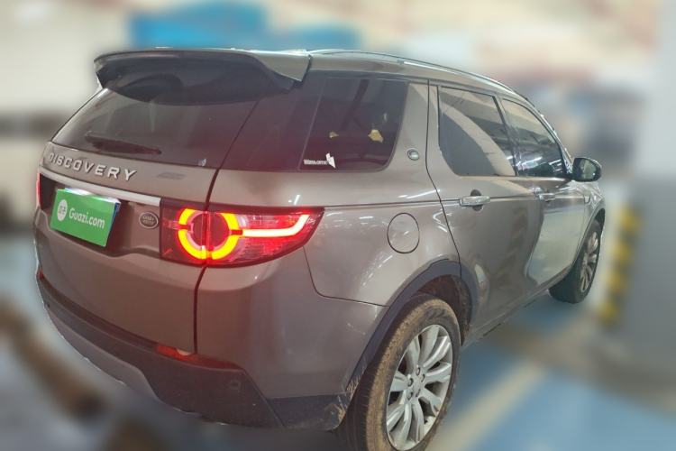 Used Land Rover Discovery Sport 2015 2.0T SE Rear Right 45 Deg