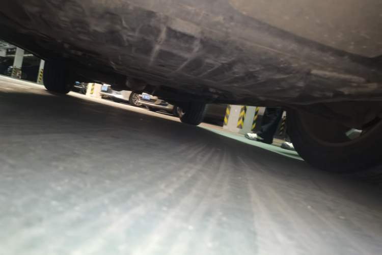 Used Land Rover Discovery Sport 2015 2.0T SE Chassis Front