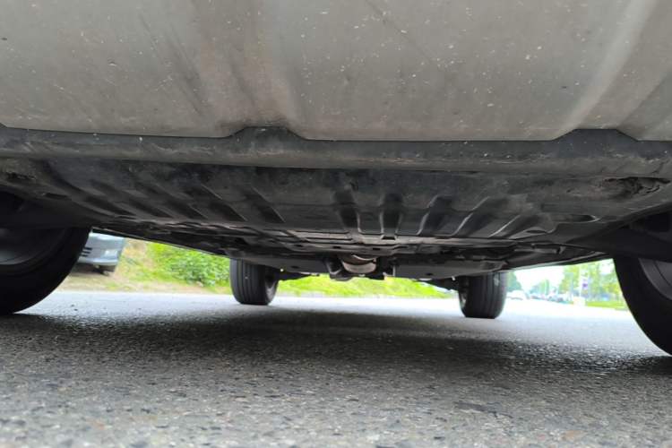 Used Land Rover Discovery Sport 2015 2.0T HSE LUXURY Chassis Front