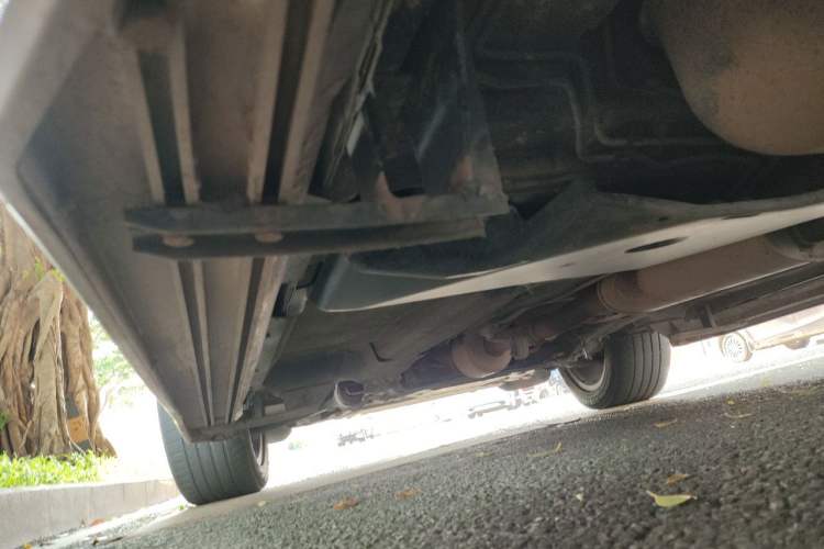 Used Land Rover Discovery Sport 2015 2.0T SE Chassis Front Left