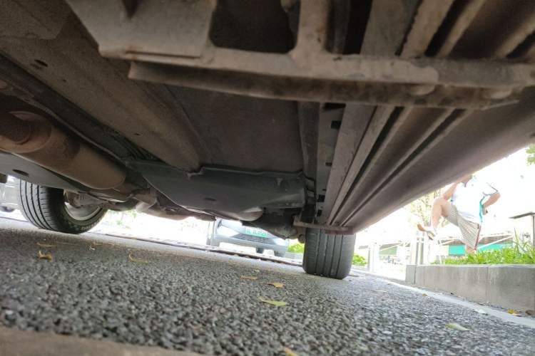 Used Land Rover Discovery Sport 2015 2.0T SE Chassis Rear Left