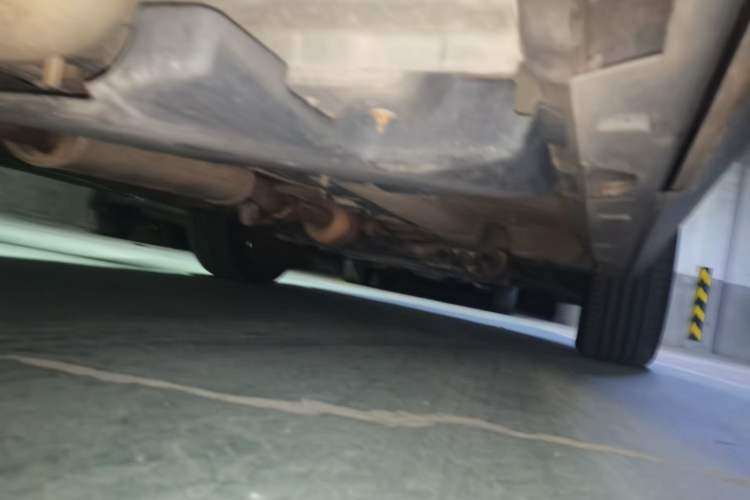Used Land Rover Discovery Sport 2015 2.0T SE Chassis Rear Right