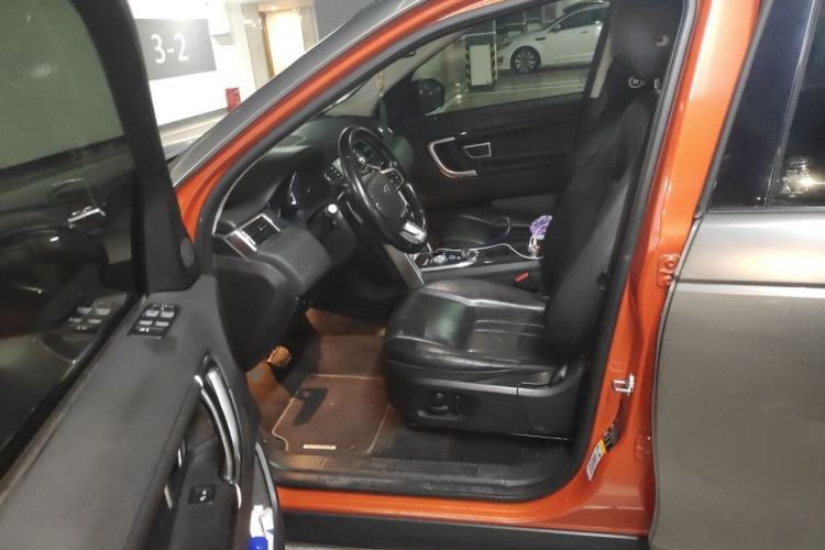 Used Land Rover Discovery Sport 2015 2.0T SE Driver Seat
