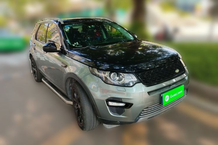 Used Land Rover Discovery Sport 2015 2.0T SE Front Right 45 Deg