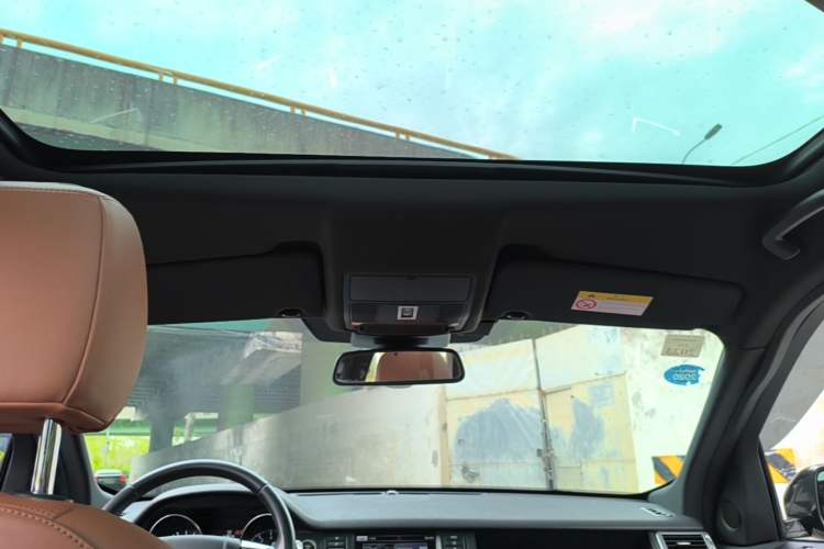 Used Land Rover Discovery Sport 2015 2.0T HSE LUXURY Headliner
