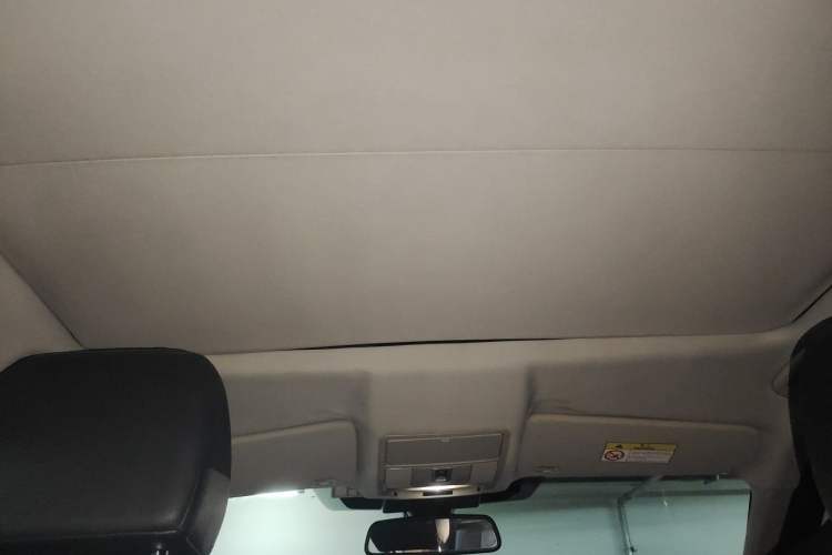 Used Land Rover Discovery Sport 2015 2.0T SE Headliner