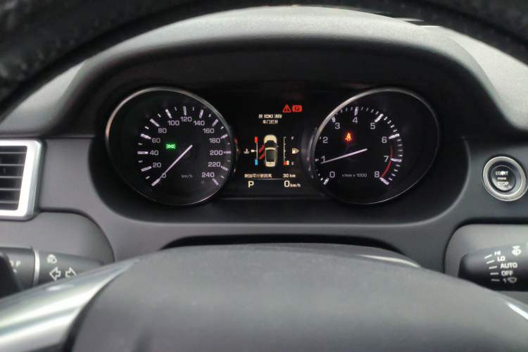 Used Land Rover Discovery Sport 2015 2.0T SE Instrument Cluster