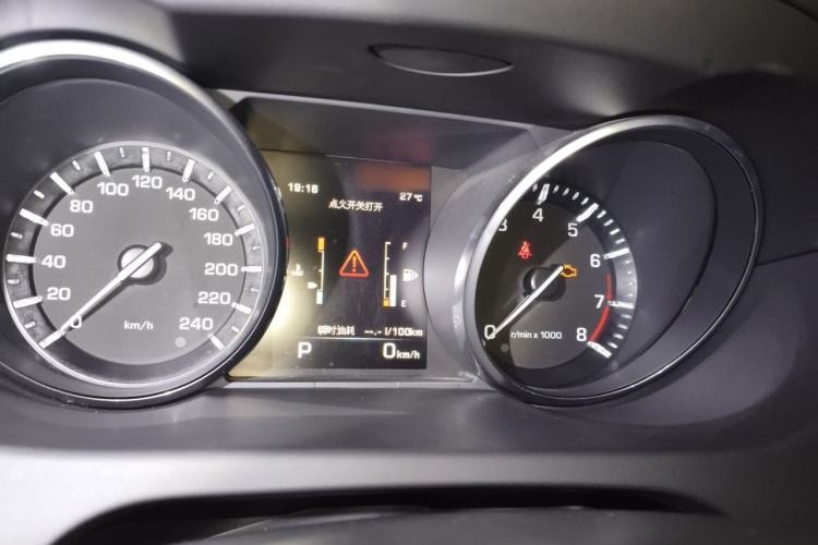 Used Land Rover Discovery Sport 2015 2.0T SE Instrument Cluster