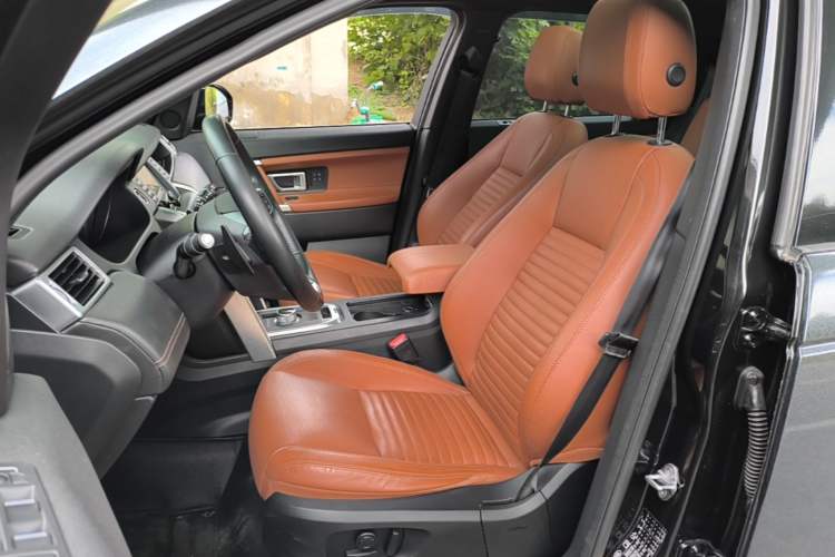 Used Land Rover Discovery Sport 2015 2.0T HSE LUXURY Left Front Seat