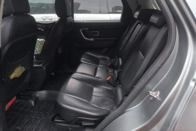 Used Land Rover Discovery Sport 2015 2.0T SE Left Rear Seat