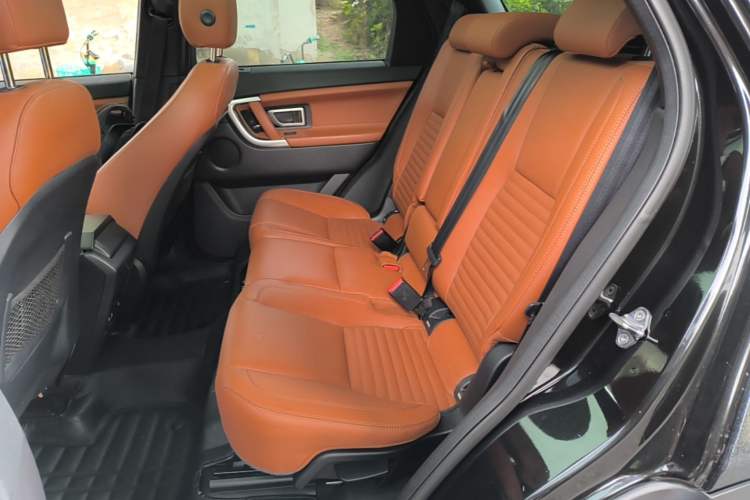 Used Land Rover Discovery Sport 2015 2.0T HSE LUXURY Left Rear Seat