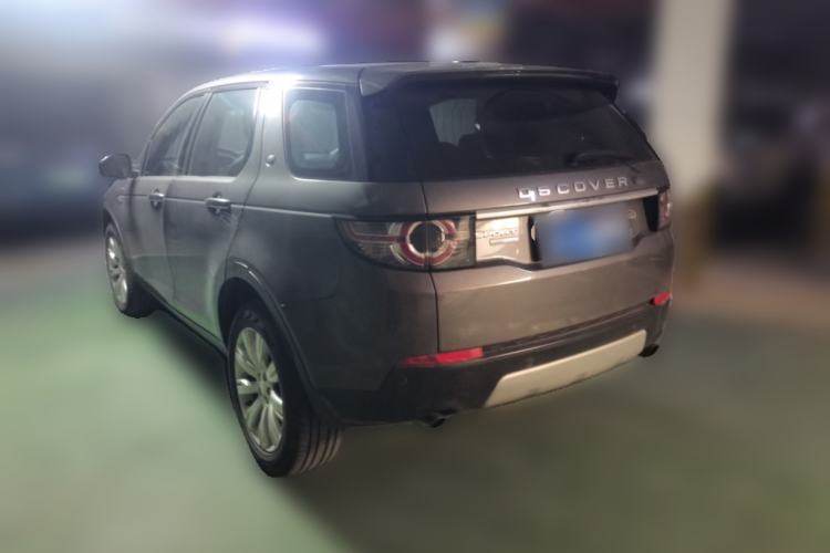 Used Land Rover Discovery Sport 2015 2.0T SE Rear Left 45 Deg