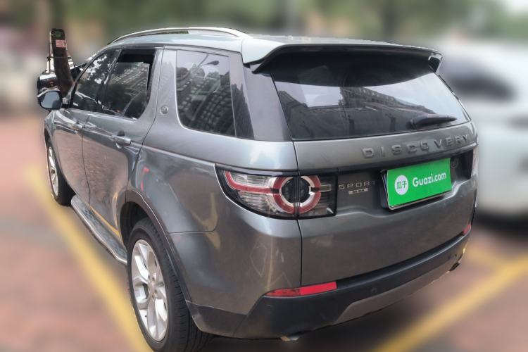 Used Land Rover Discovery Sport 2015 2.0T SE Rear Left 45 Deg