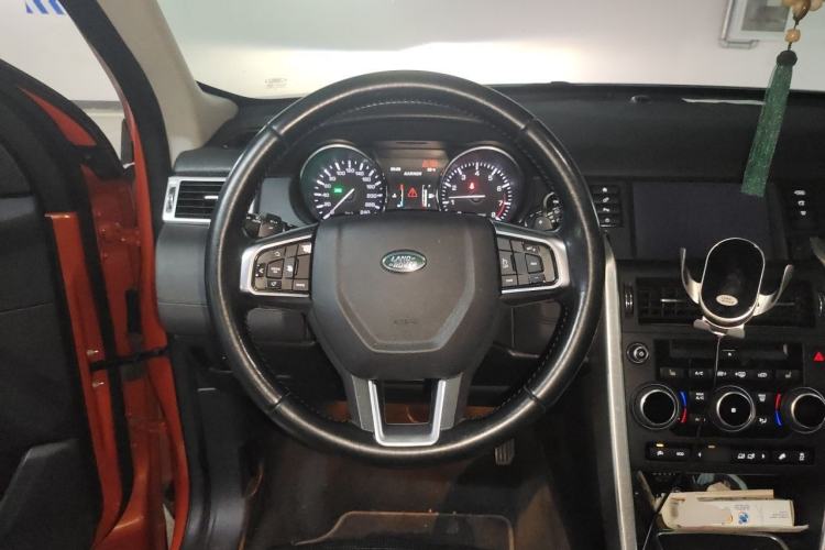 Used Land Rover Discovery Sport 2015 2.0T SE Steering Wheel