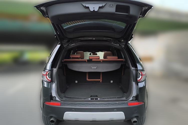 Used Land Rover Discovery Sport 2015 2.0T HSE LUXURY Trunk