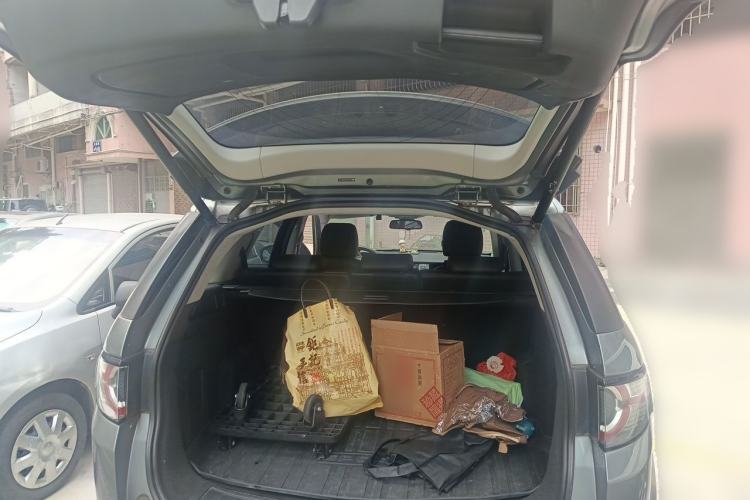Used Land Rover Discovery Sport 2015 2.0T HSE LUXURY Trunk
