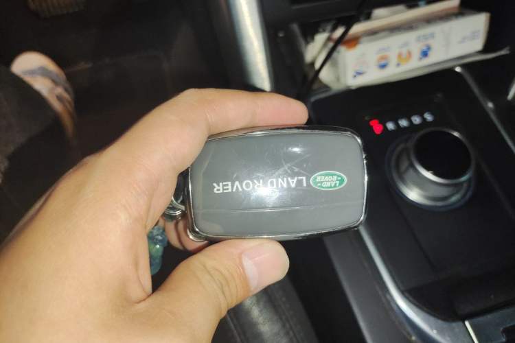 Used Land Rover Discovery Sport 2015 2.0T SE Vehicle Key