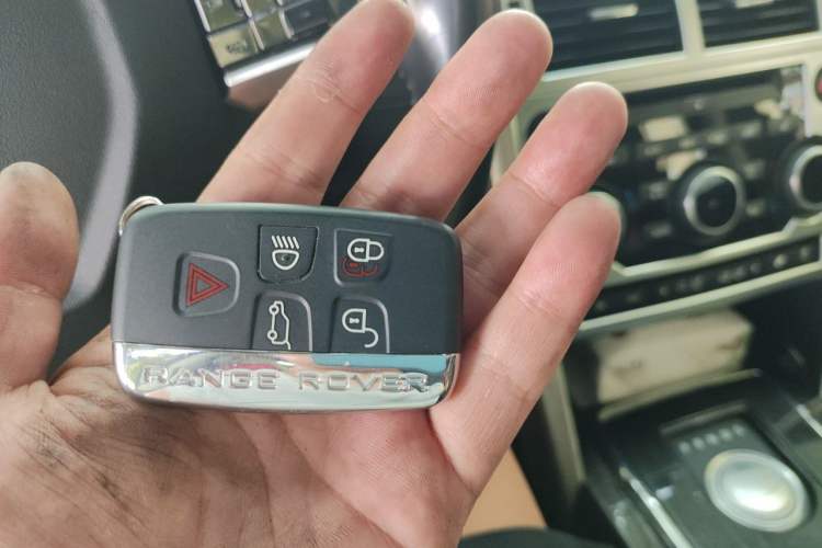 Used Land Rover Discovery Sport 2015 2.0T SE Vehicle Key