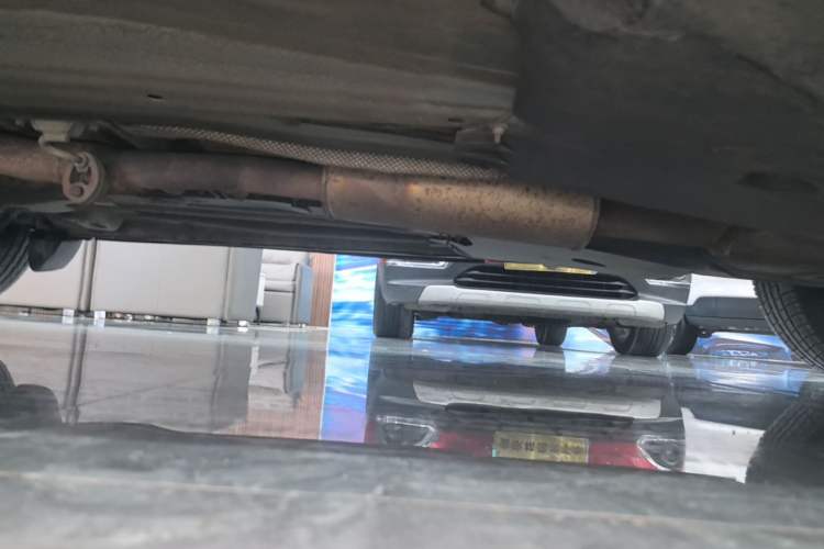Used Land Rover Discovery Sport 2015 2.0T HSE LUXURY Left Side Sill