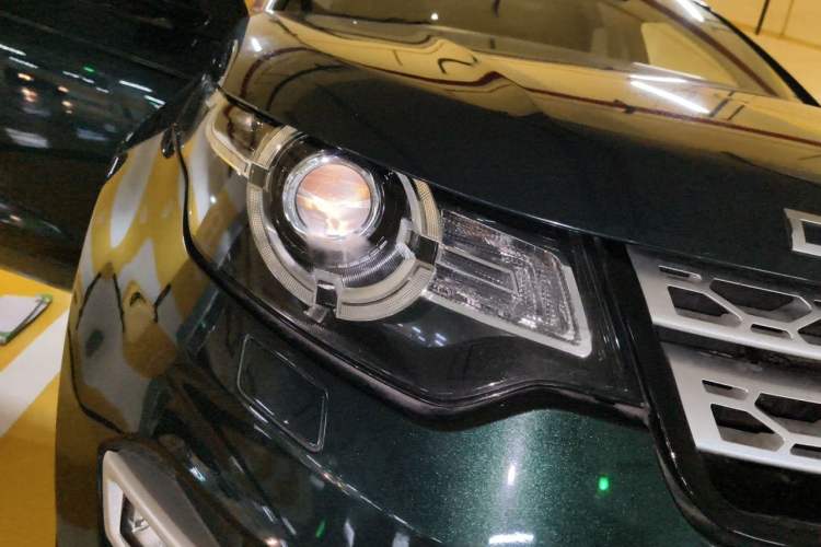 Used Land Rover Discovery Sport 2015 2.0T HSE LUXURY Right Front Headlight