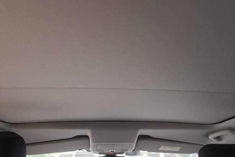 Used Land Rover Discovery Sport 2015 2.0T SE Headliner