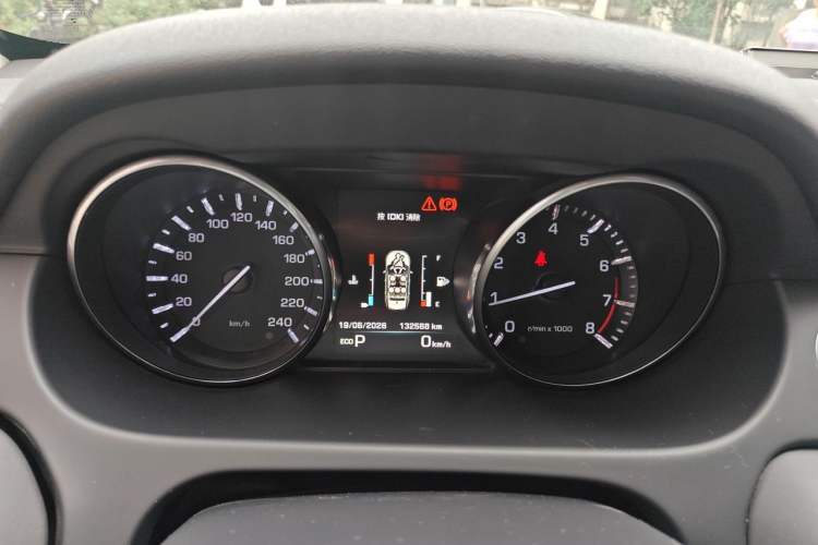 Used Land Rover Discovery Sport 2015 2.0T SE Instrument Cluster