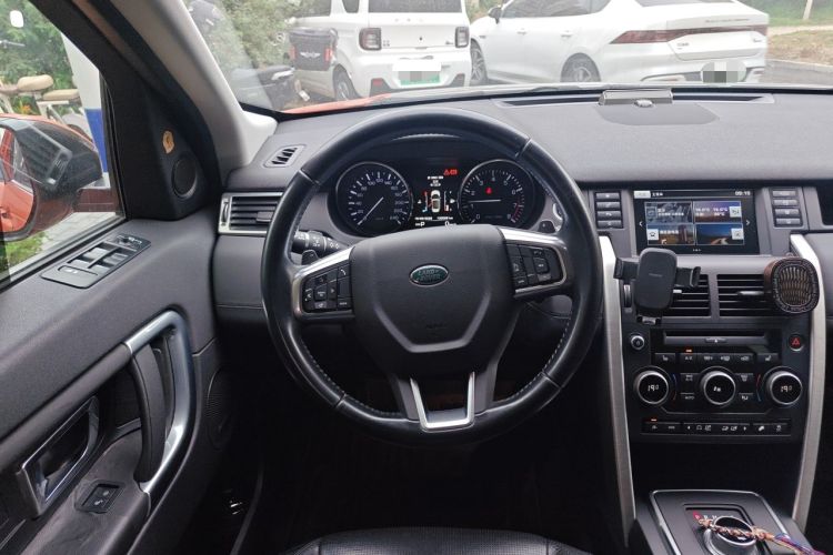 Used Land Rover Discovery Sport 2015 2.0T SE Steering Wheel