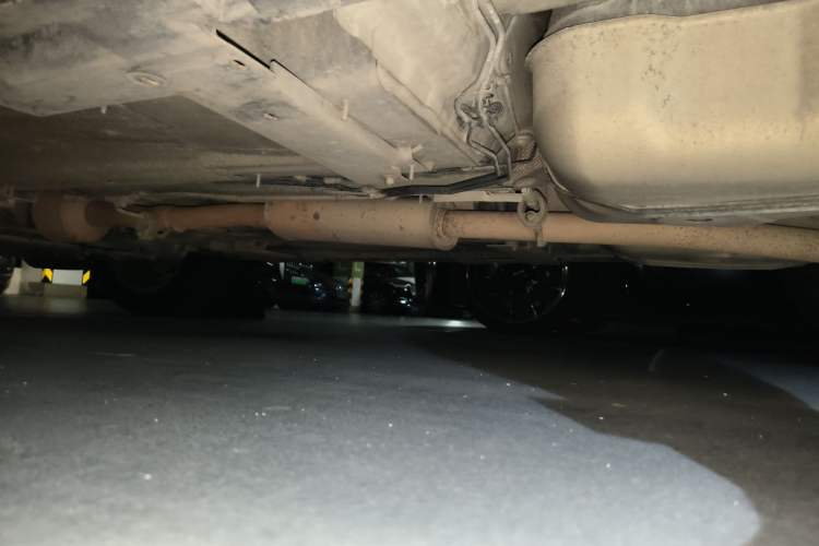 Used Land Rover Discovery Sport 2015 2.0T HSE LUXURY Chassis Rear Left