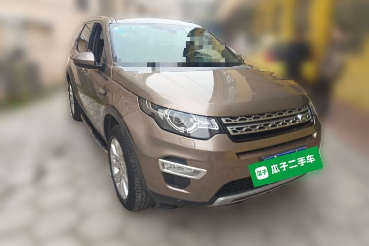 Used Land Rover Discovery Sport 2015 2.0T SE Front Right 45 Deg