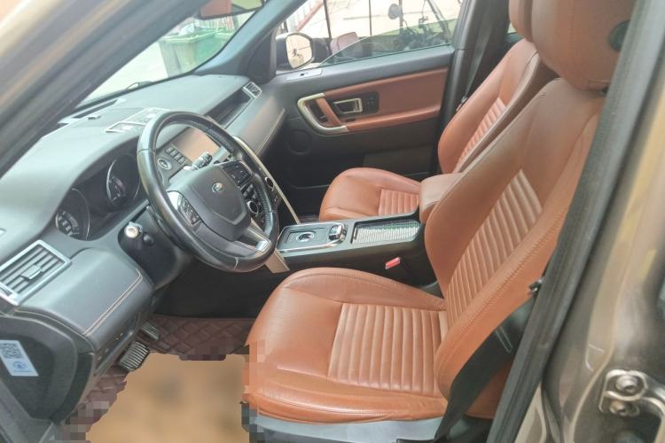 Used Land Rover Discovery Sport 2015 2.0T SE Left Front Seat