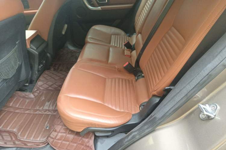 Used Land Rover Discovery Sport 2015 2.0T SE Left Rear Seat