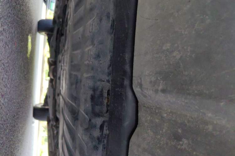 Used Land Rover Discovery Sport 2015 2.0T SE Chassis Front