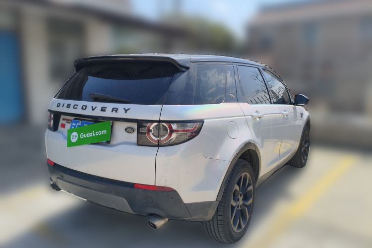 Used Land Rover Discovery Sport 2015 2.0T SE Rear Right 45 Deg