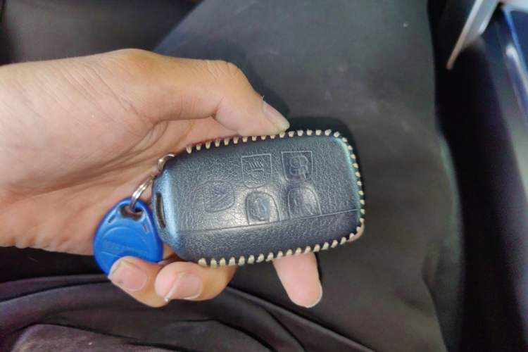 Used Land Rover Discovery Sport 2015 2.0T SE Vehicle Key