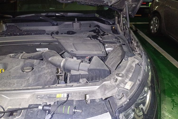 Used Land Rover Discovery Sport 2015 2.0T HSE LUXURY Engine Bay Left