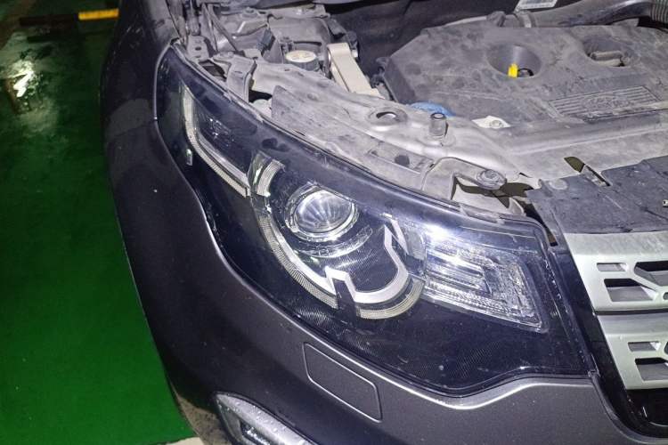 Used Land Rover Discovery Sport 2015 2.0T HSE LUXURY Right Front Headlight