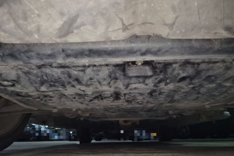 Used Land Rover Discovery Sport 2015 2.0T SE Chassis Front