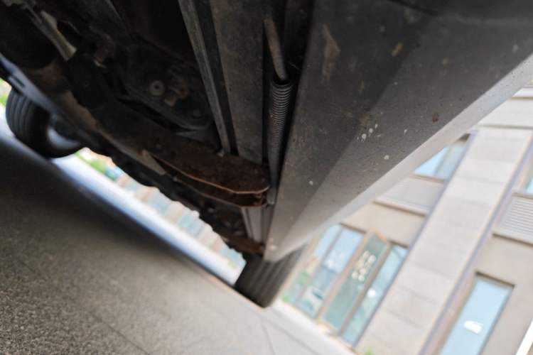 Used Land Rover Discovery Sport 2015 2.0T SE Chassis Front Left