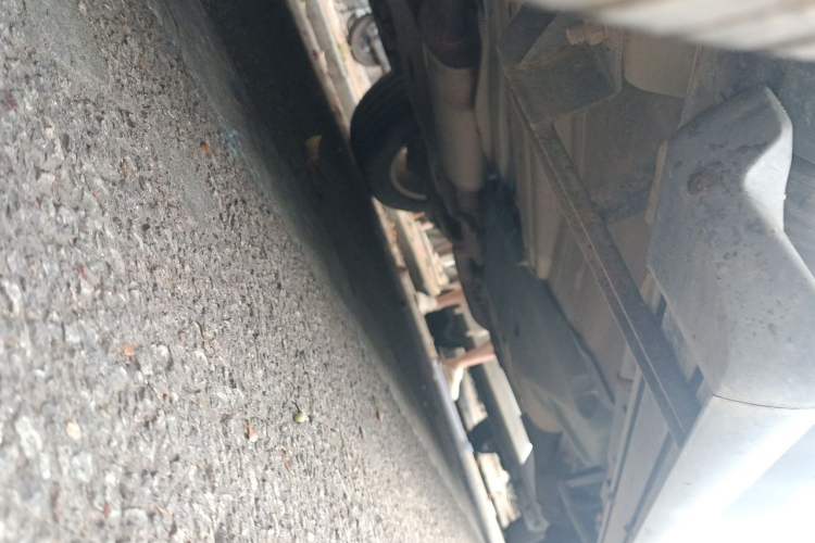 Used Land Rover Discovery Sport 2015 2.0T SE Chassis Front Left