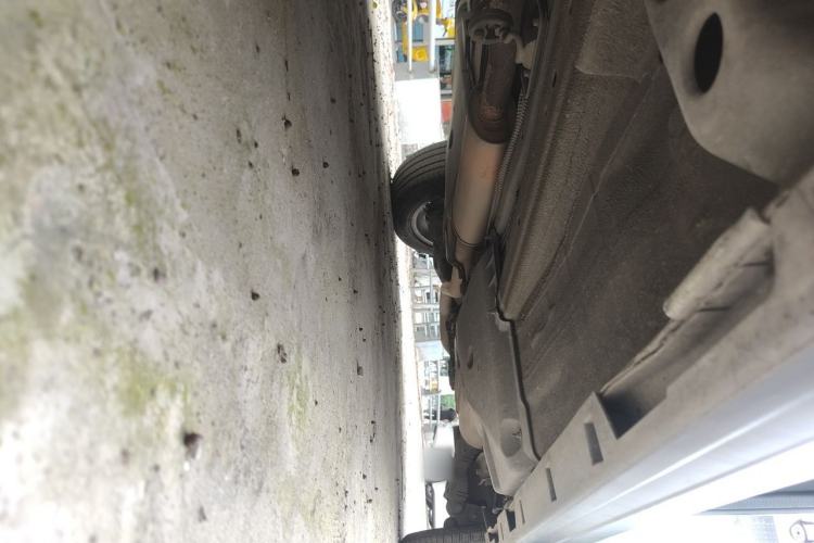 Used Land Rover Discovery Sport 2015 2.0T SE Chassis Front Left