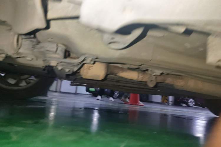 Used Land Rover Discovery Sport 2015 2.0T SE Chassis Front Left