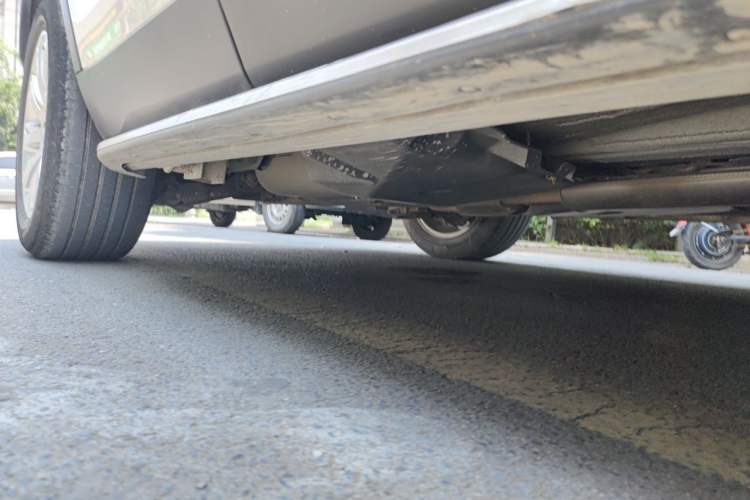 Used Land Rover Discovery Sport 2015 2.0T SE Chassis Front Right