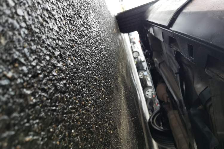 Used Land Rover Discovery Sport 2015 2.0T HSE LUXURY Chassis Rear Left