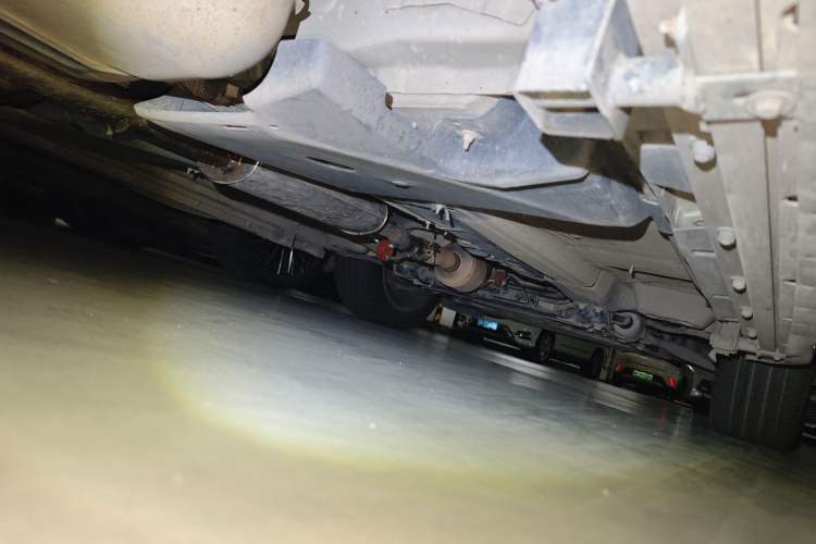 Used Land Rover Discovery Sport 2015 2.0T HSE LUXURY Chassis Rear Right