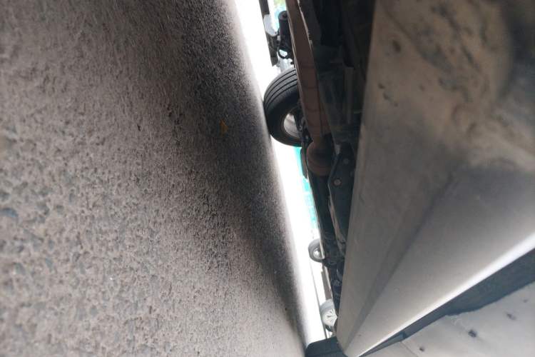 Used Land Rover Discovery Sport 2015 2.0T HSE LUXURY Chassis Rear Right