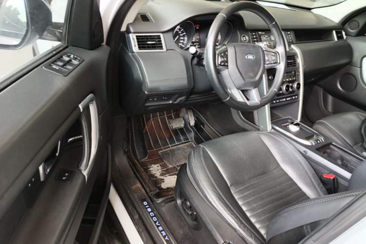 Used Land Rover Discovery Sport 2015 2.0T SE Driver Seat