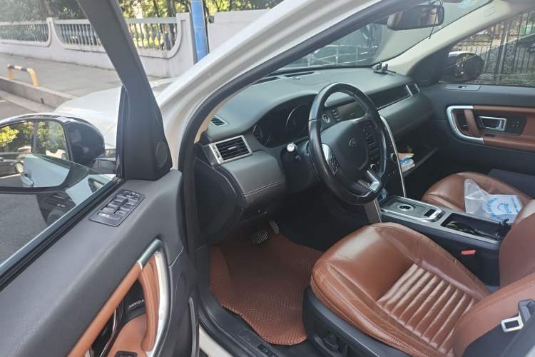 Used Land Rover Discovery Sport 2015 2.0T HSE LUXURY Driver Seat