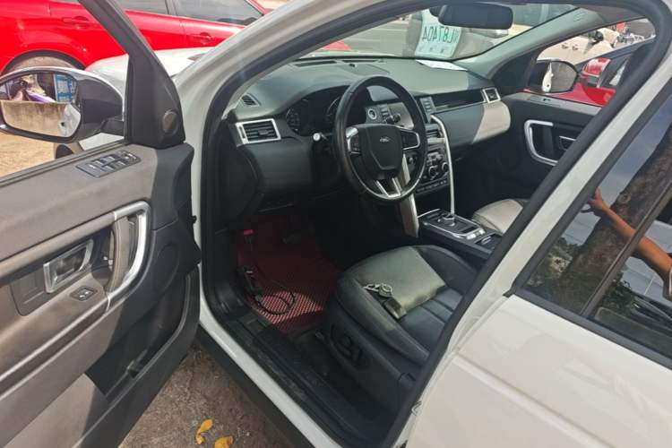 Used Land Rover Discovery Sport 2015 2.0T SE Driver Seat