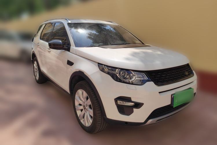 Used Land Rover Discovery Sport 2015 2.0T HSE LUXURY Front Right 45 Deg