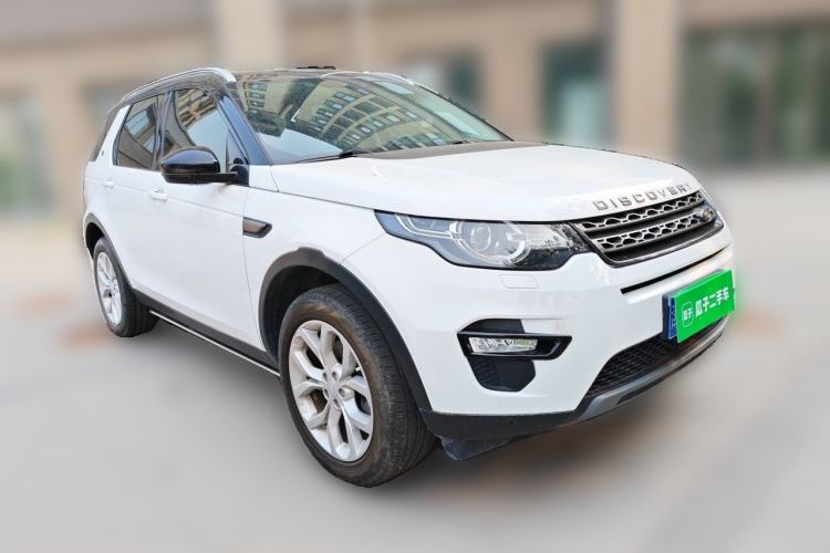 Used Land Rover Discovery Sport 2015 2.0T SE Front Right 45 Deg